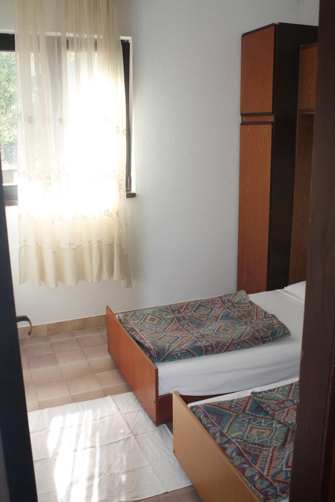 Apartments With A Parking Space Businci, Ciovo - 14010 Trogir Room photo